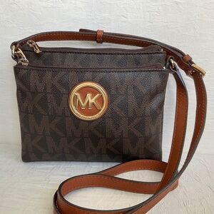 Michael Kors Fulton Double Zip Crossbody Bag MK Signature Purse in PVC w/Leather